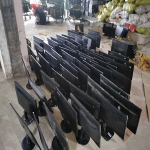 深圳回收电脑特价活动：周末狂欢，高价回收再送礼