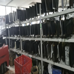 深圳回收电脑限时活动：前 100 名下单送价值 399 元清洁套装